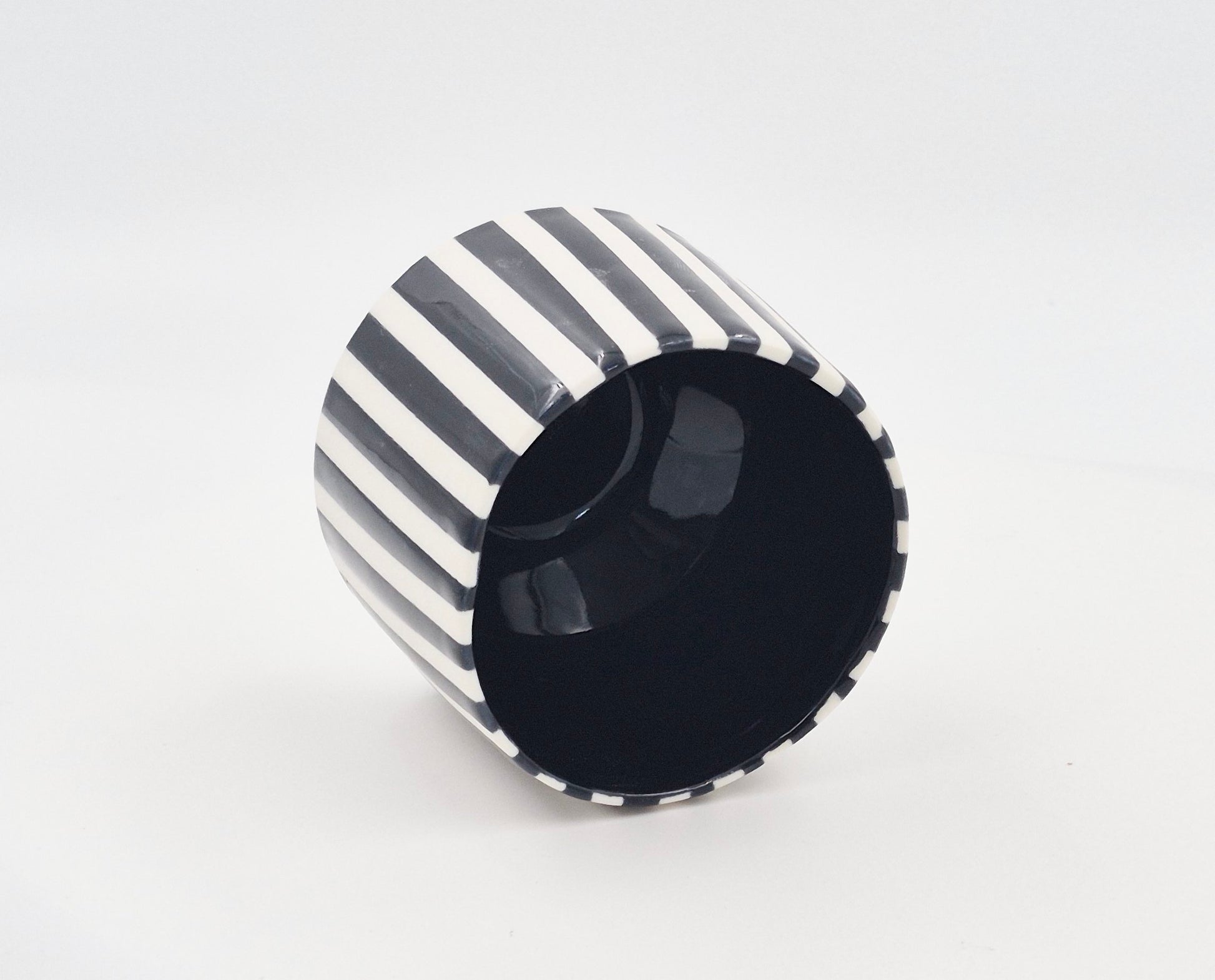 Porcelænskop med Striber (2,5 dl, Højde 8 cm)
