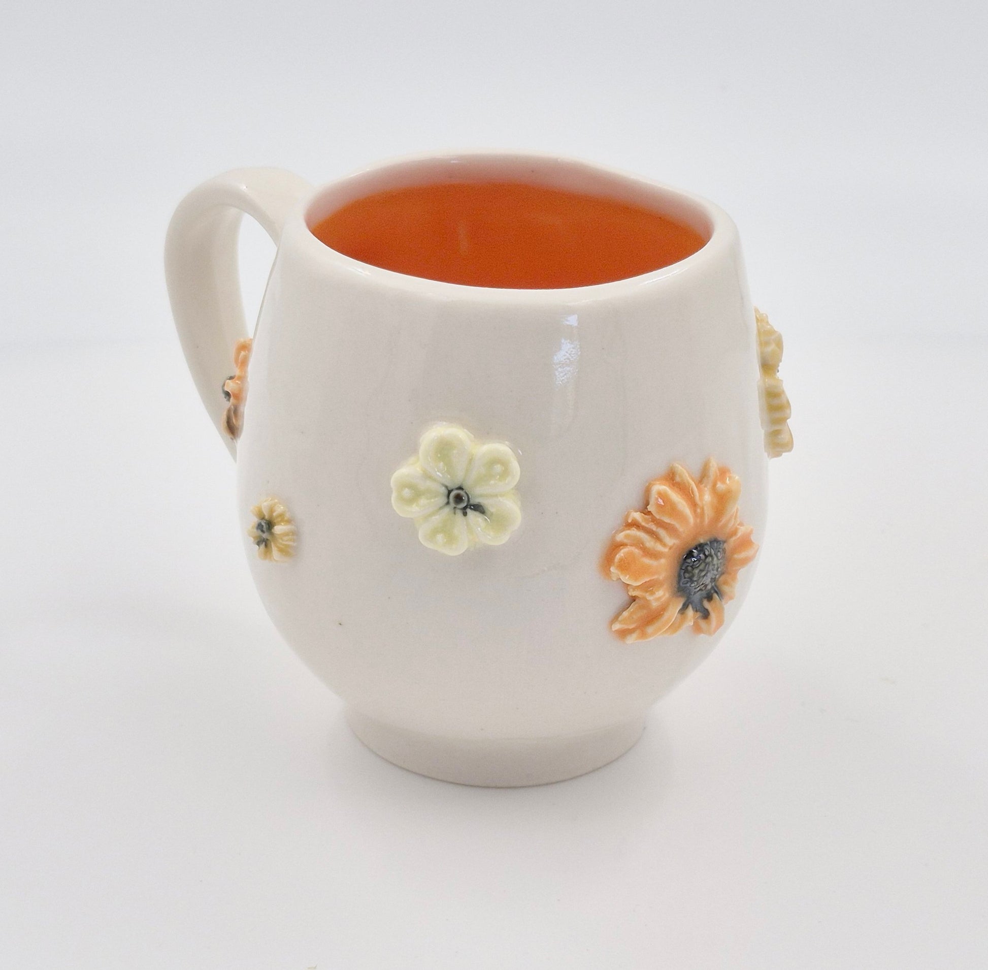 Blomsterkrus i porcelænsler (højde 9 cm, 2,5 dl)