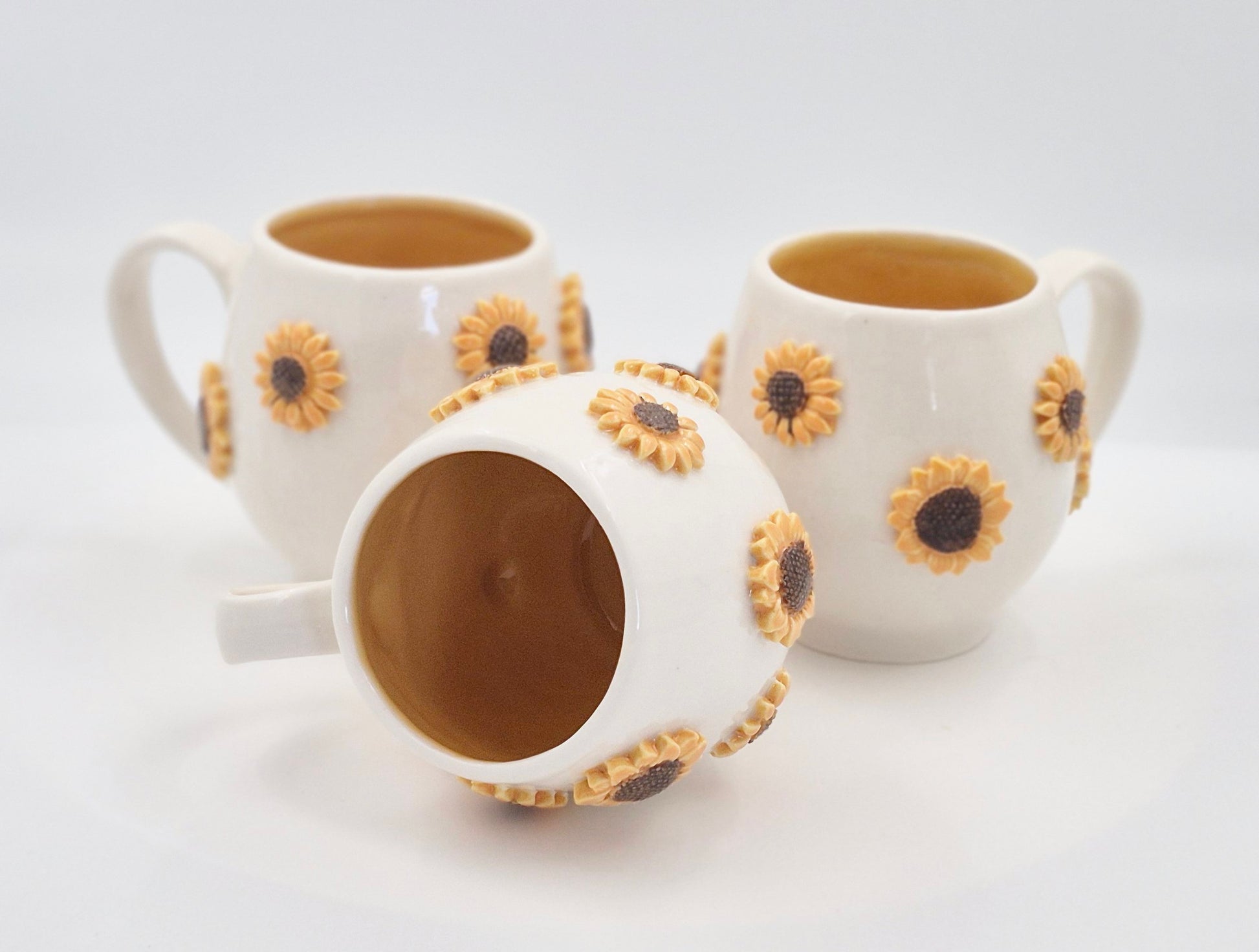 Blomsterkrus i porcelænsler (højde 9 cm, 2,5 dl)