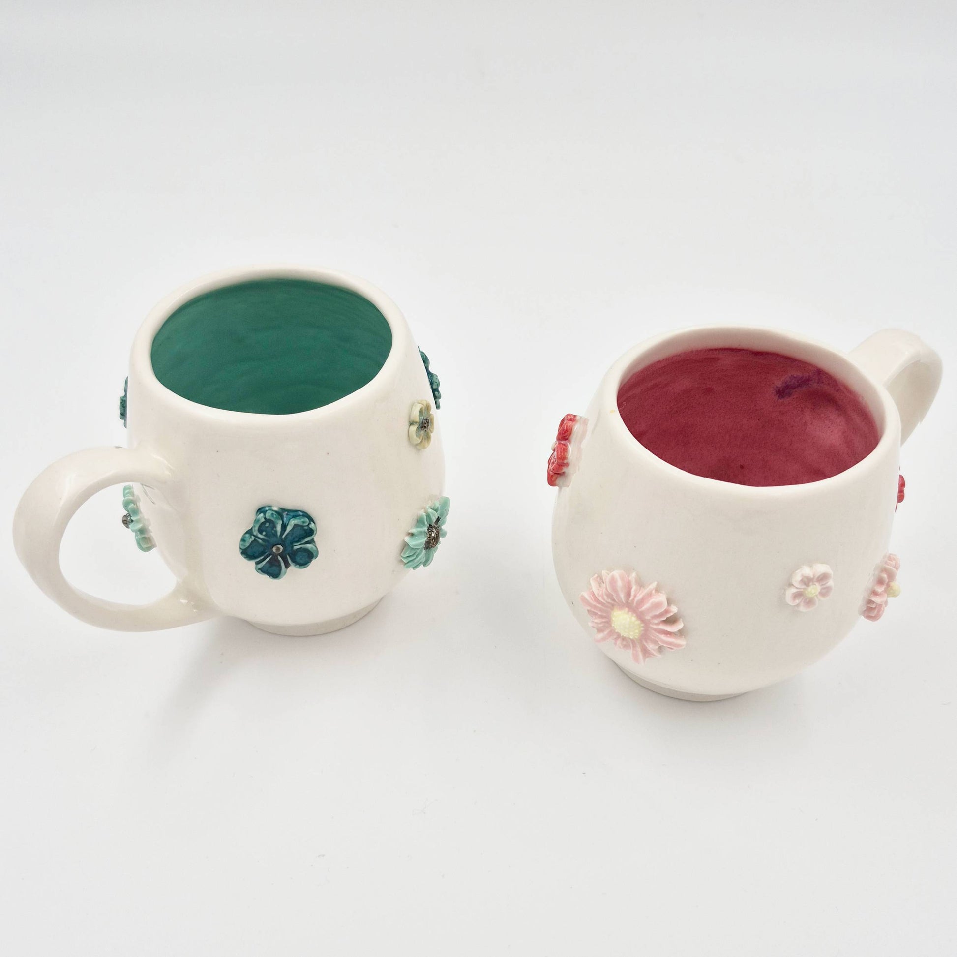 Blomsterkrus i porcelænsler (højde 9 cm, 2,5 dl)
