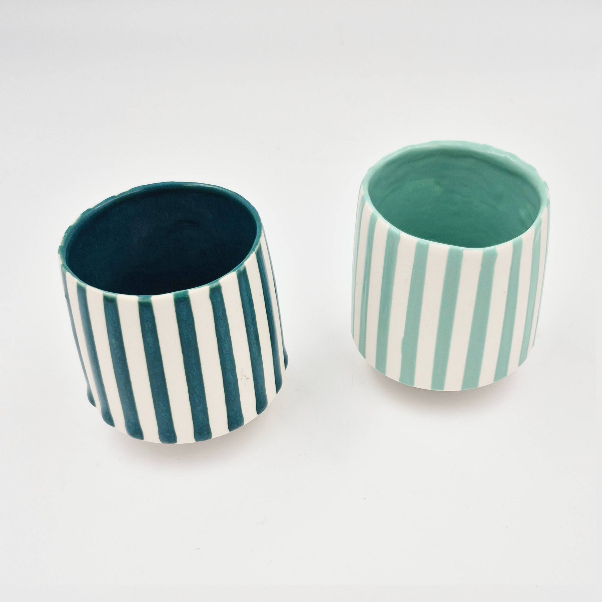 Porcelænskop med Striber (2,5 dl, Højde 8 cm)
