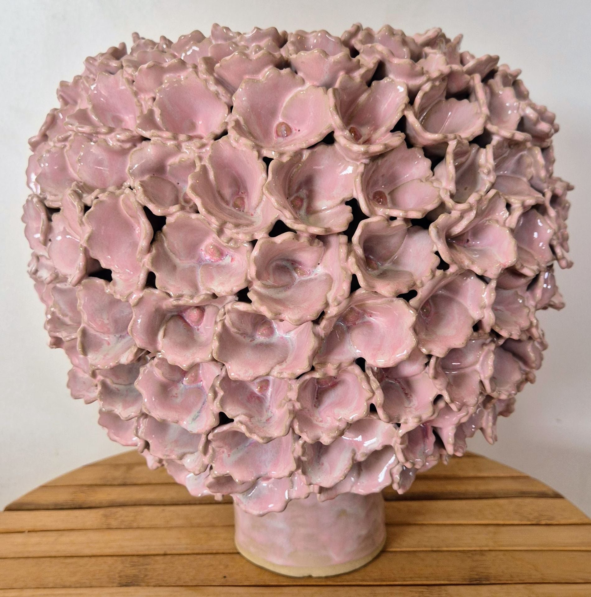 Stor lyserød allium vase 