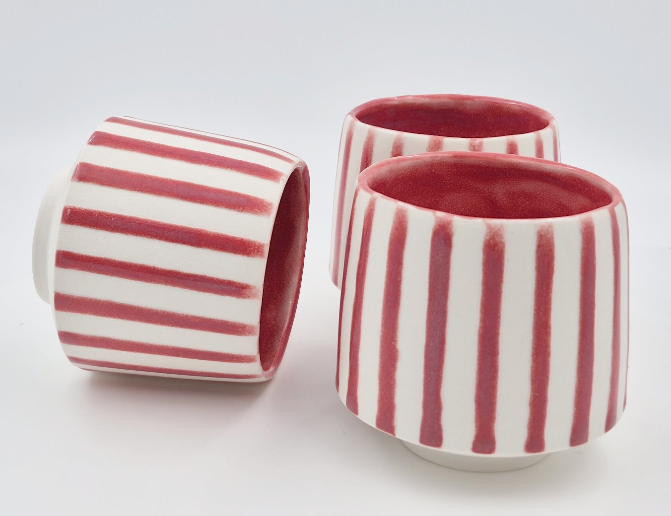 Porcelænskop med Striber (2,5 dl, Højde 8 cm)