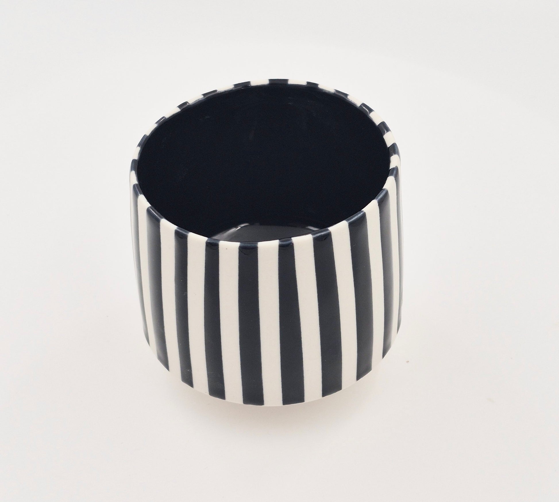 Porcelænskop med Striber (2,5 dl, Højde 8 cm)