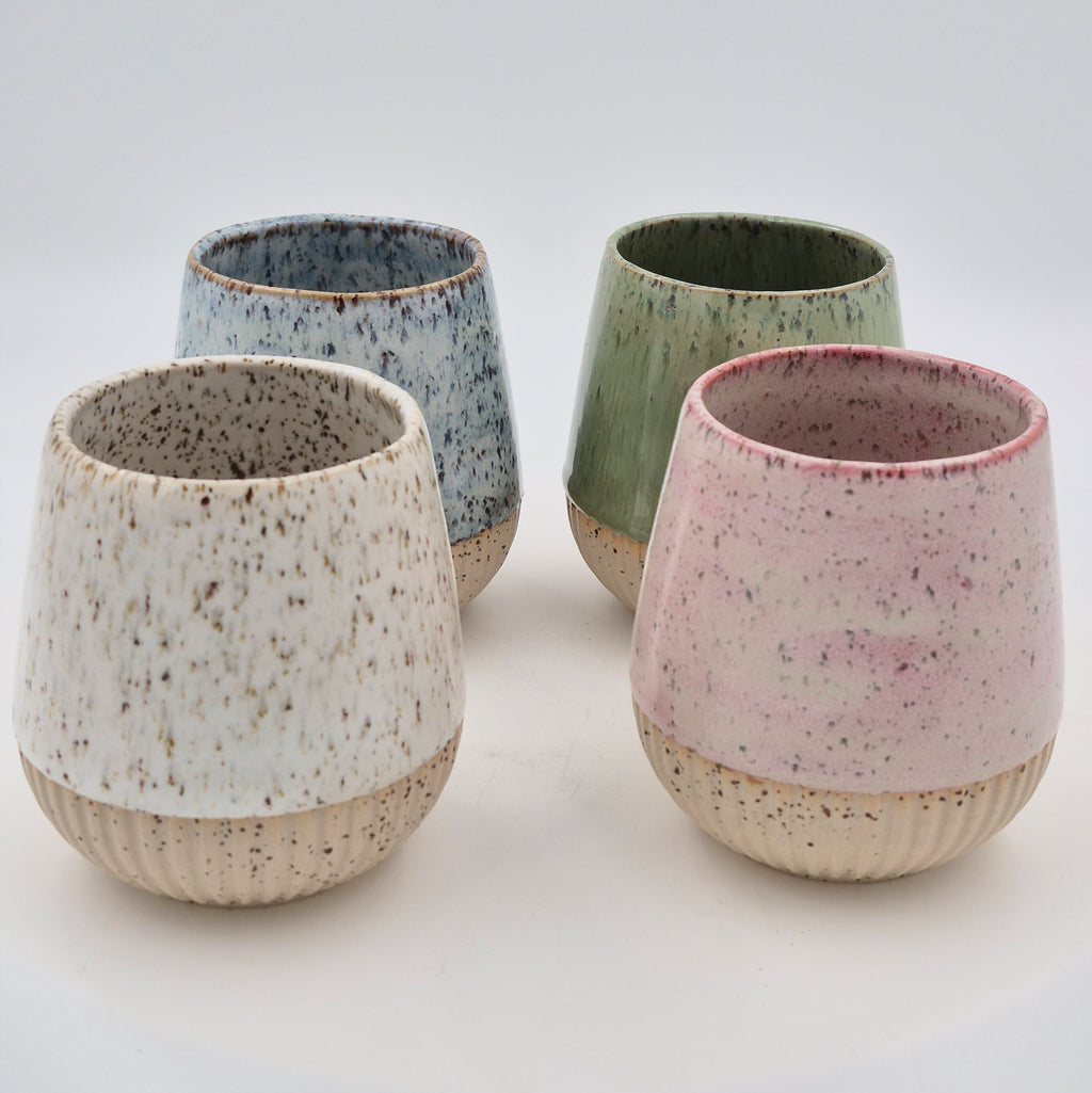 Porcelain Cup with Stripes (2.5 dl, Height 8 cm)