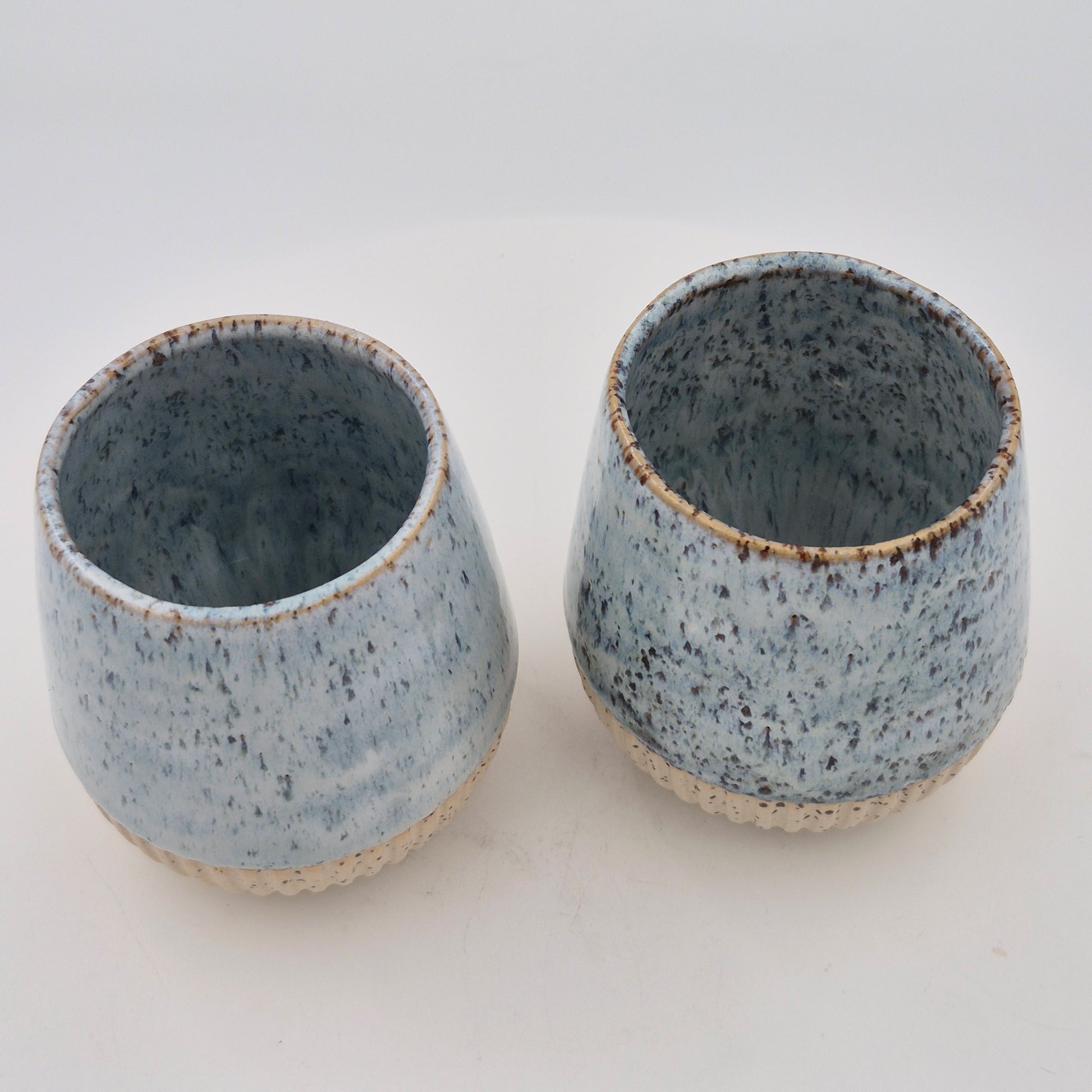 Porcelain Cup with Stripes (2.5 dl, Height 8 cm)