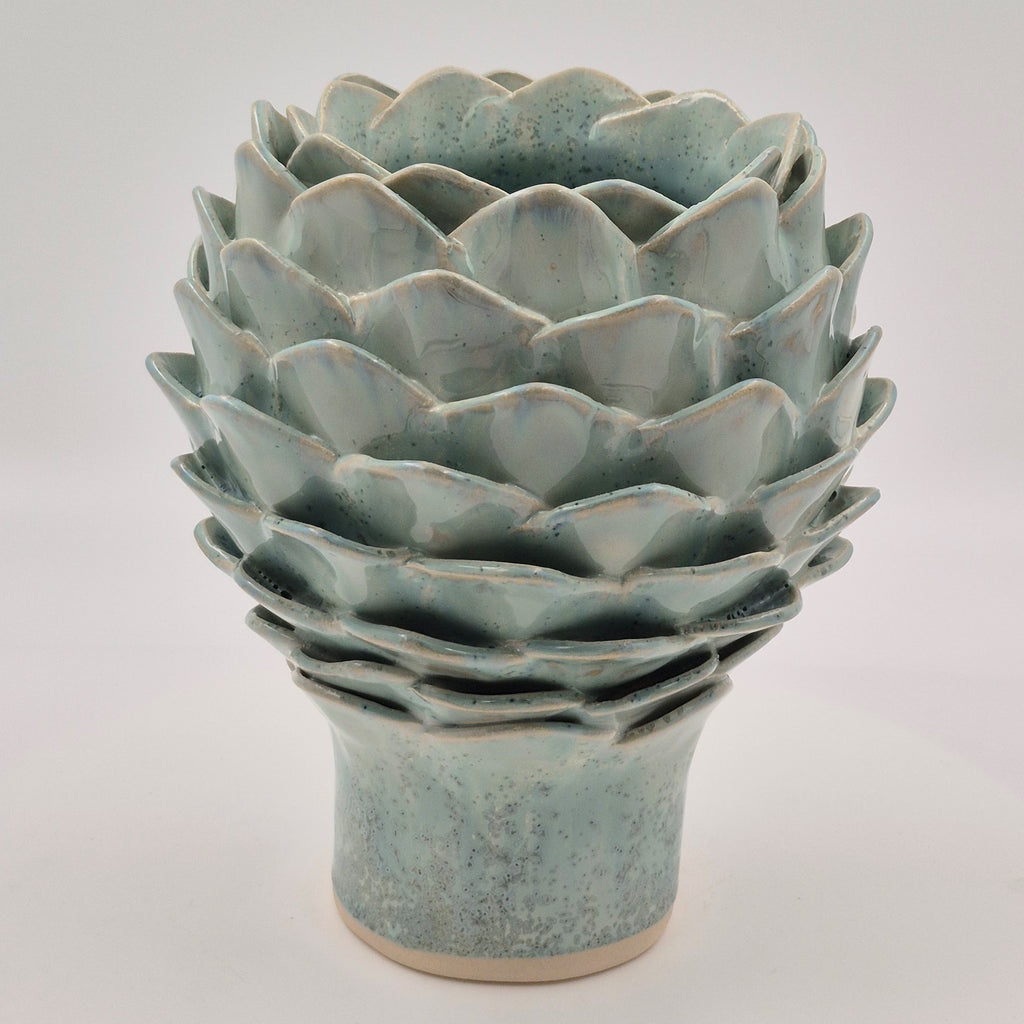 Lille lyseblå koglevase